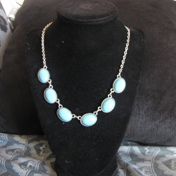 Turquoise Necklace - Picture 1 of 5